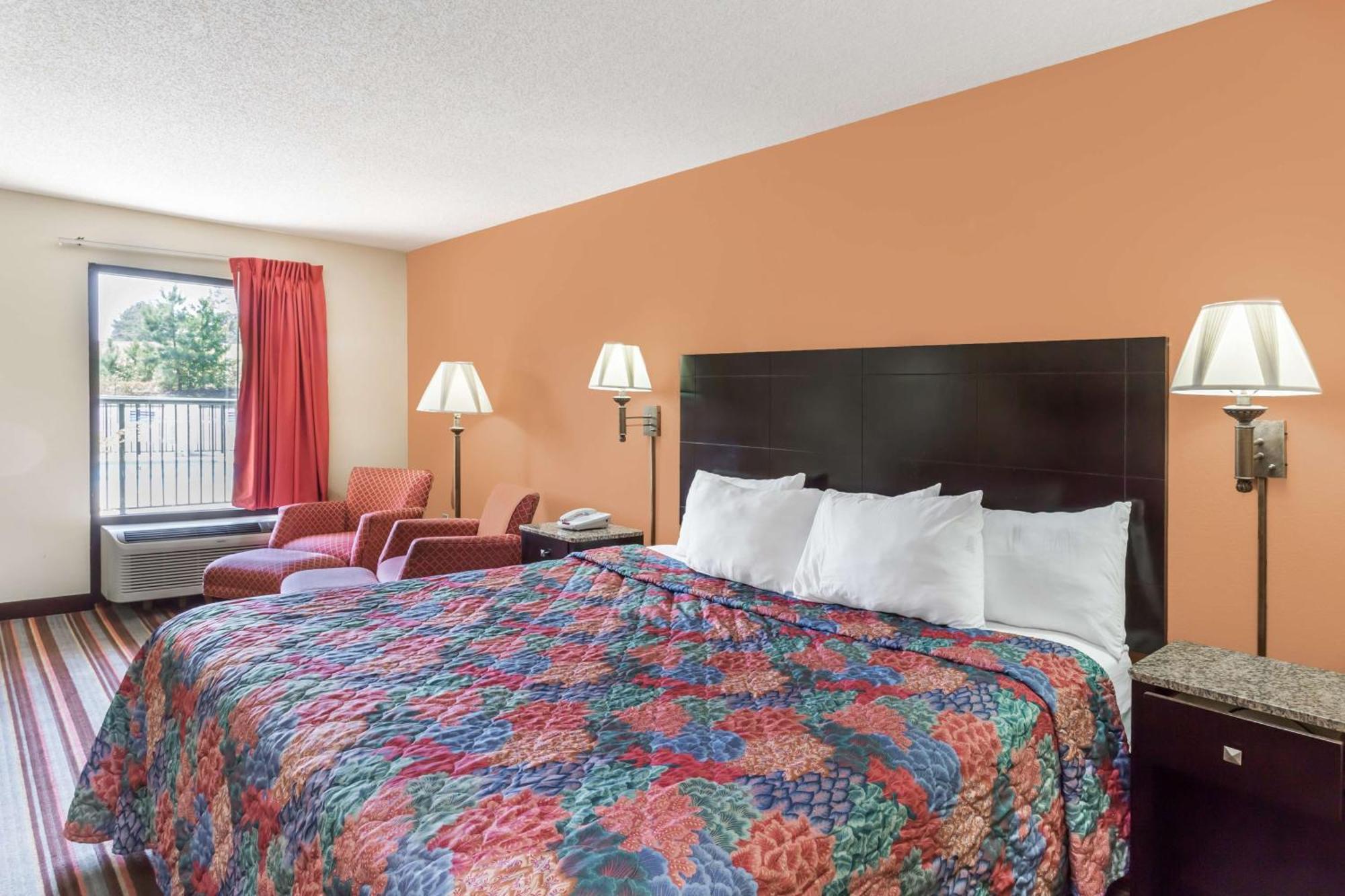 Days Inn By Wyndham Sanford Kültér fotó